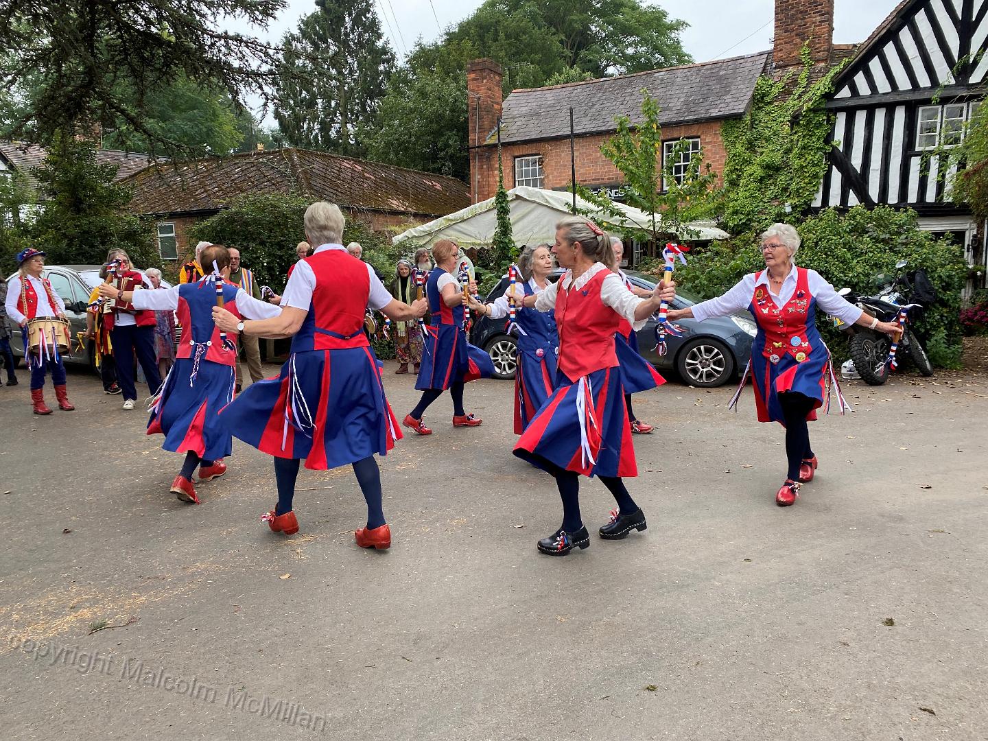 dancing the 'roundabout' in 'Alvechurch'